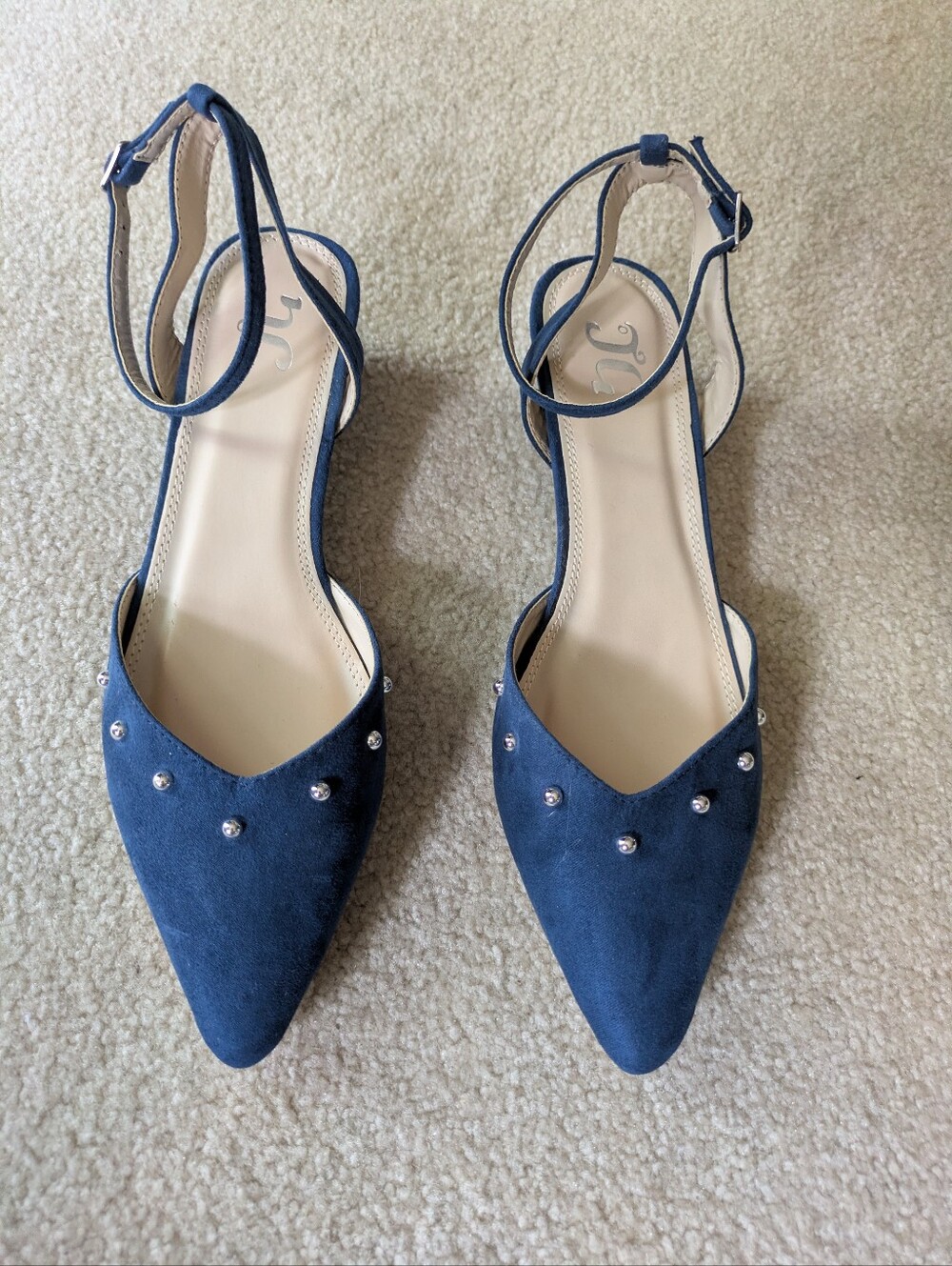 New JG Blue Suede Heels With Ankle Strap & Silver Ball Embellishments Size 7.5.